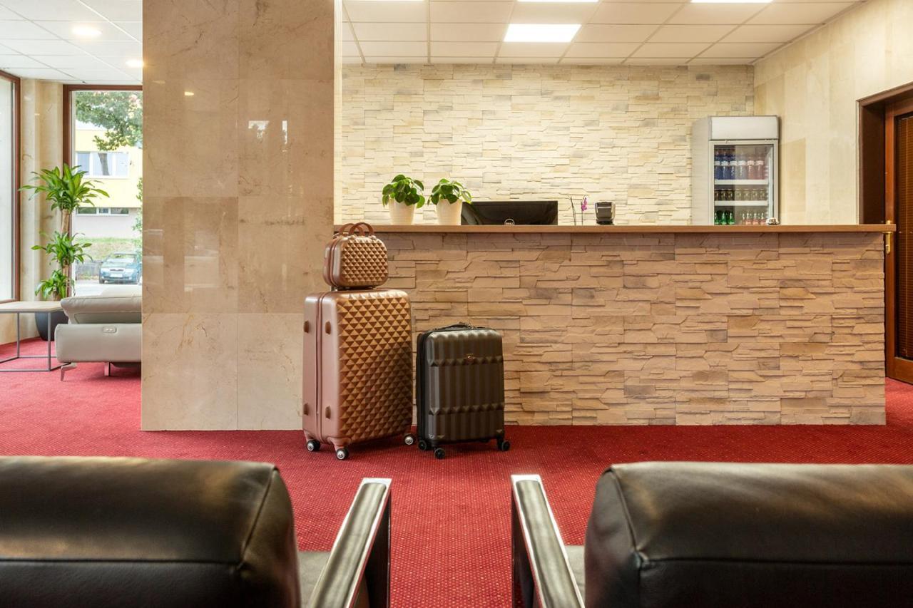 Hotel Na Vyvoji Vlašim Екстериор снимка