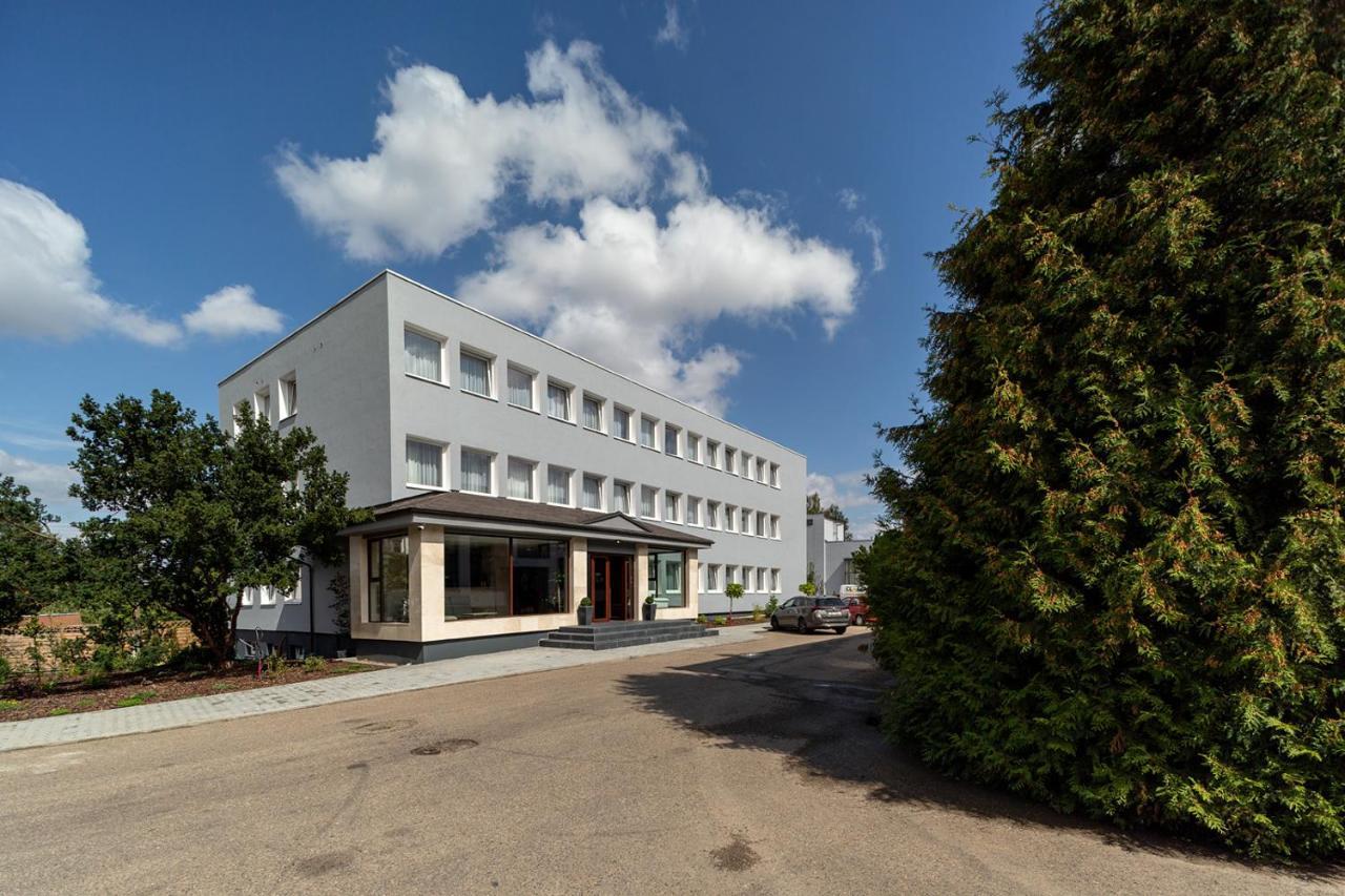 Hotel Na Vyvoji Vlašim Екстериор снимка